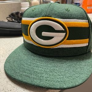 Green Bay Packers SnapBack. Great Condition. Like new